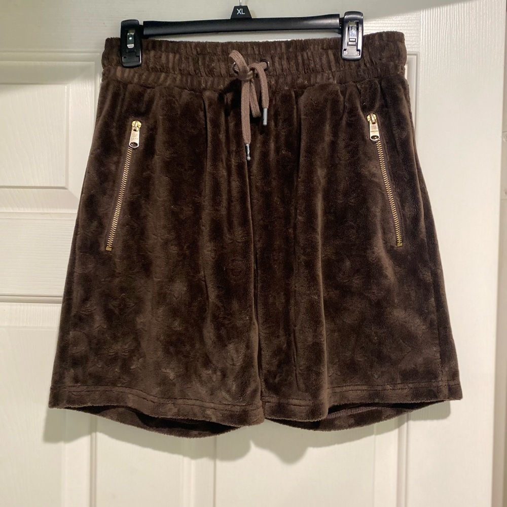Maison Article velour shorts men’s size small